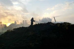 Peste 10.000 de baloţi de paie s-au făcut scrum la Rădoieşti Vale