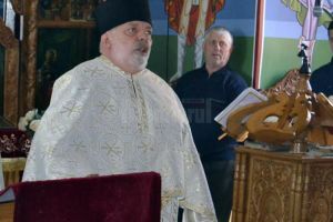 Preotul Dumitru Gliga, care a ridicat biserica din Cimitirul Pacea Suceava,   a plecat la Ceruri
