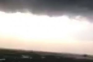 Mamaia, spulberată de o furtună violentă. VIDEO