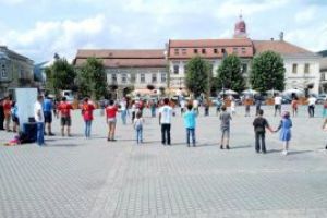 “ATAC – Actiunea Tinerilor Ajuta Comunitatea”, un proiect dedicat tinerilor din conunitatile dezavantajate