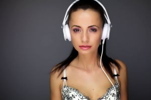 Dj Bia a încercat remodelarea corporală la Pearl Beauty Center, vezi rezultatele