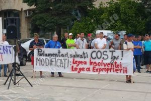 Conducerea COS Târgovişte refuză să elibereze sindicatului o adeverinţă cu numărul de salariaţi