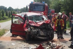 VIDEO&FOTO. Șapte români răniţi într-un accident rutier în Germania