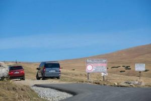 Transport ilegal de persoane, depistat de poliţişti pe ruta Buşteni-Platou Bucegi