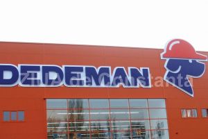 Consiliul Concurentei: Dedeman va prelua producatorul de caramizi si tigle Cemacon