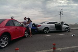 Carambol la iesire din Constanta spre Ovidiu. Sase masini implicate. Trafic ingreunat
