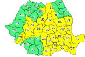 Cod galben de ploi în mai multe judeţe din ţară. Clujul este afectat