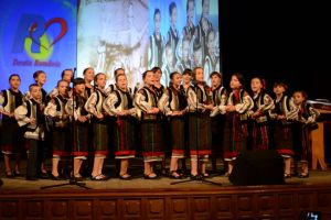 Sub semnul Centenarului: spectacol deosebit al copiilor din Cernăuţi, Cahul şi Râmnicu Vâlcea