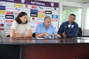 Cei de la ACS Poli Timisoara s-au trezit cu incuietorile schimbate la vestiare