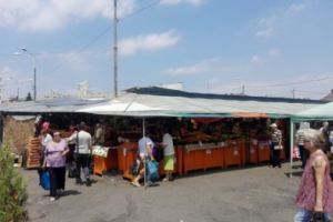 A fost semnată autorizaţia de demolare a unei părţi din platoul Halelor Centrale din Ploieşti