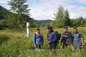 Migranţi din Asia de Sud, reţinuţi de poliţiştii de frontieră suceveni la graniţa cu Ucraina