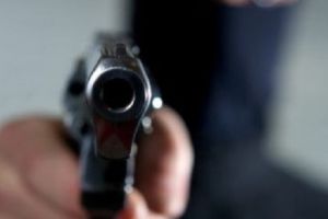 Urmărire cu focuri de armă, azi-noapte, la Mioveni