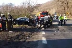 Despre sirenele care anunţă moartea…