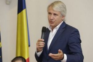 Teodorovici depre recuperarea banilor de la Iohannis: Corpul de control va face o verificare atat la minister cat si la ANAF