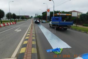 Blocaj în trafic pe principala arteră de circulaţie a Sucevei, după ce mai multe coli de ...