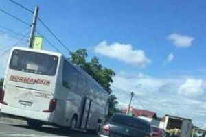 Accident la ieşirea din pasajul Bascov