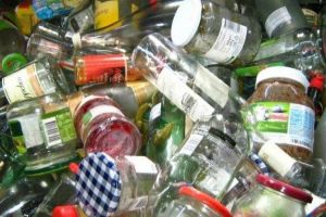 Garanţia pentru ambalaje reutilizabile: Ce obligaţii vor avea micii comercianţi începând cu anul 2019