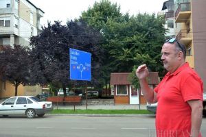 Parc de vânzare! După ce i l-a retrocedat Primăria, un afacerist din Marghita a anunţat că vinde un... parc (FOTO)