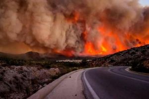 MAE, precizari importante cu privire la incendiile ce au mistuit Grecia