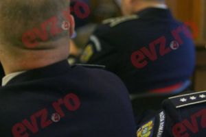 „Barosanii cu epoleţi” au milioane de euro în conturi. Salariile de excelenţă „umflă” pensiile şefilor din Poliţie