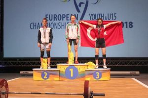 Cosmina Pană, triplă laureată