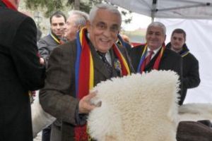 Ministrul Petre Daea după incinerarea porcilor: ”E o muncă extraordinară. e ca la Auschwitz”