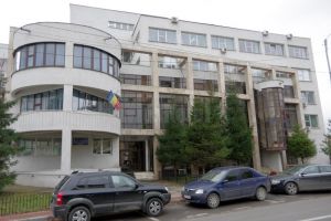 Metode şi tehnici de prevenire a abuzului de alcool, dezbătute la Direcţia de Sănătate Publică