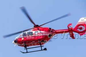 ULTIMĂ ORĂ: Intervenţie cu elicopterul SMURD pentru salvarea unui bărbat care a căzut într-o fosă septică