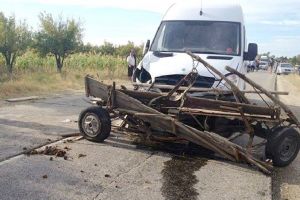 Un căruţaş beat a provocat un accident în apropierea Staţiunii Băile Tuşnad