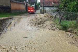 Trei milioane de lei- Despăgubiri pentru inundaţiile din judeţul Sibiu de la Guvern