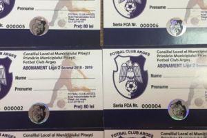 Suporterii, nemulţumiţi de preţul biletelor – „Mai bine cumpăr cinci pâini”