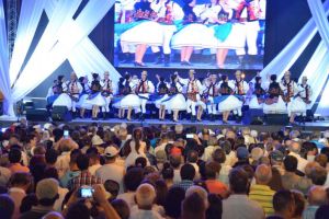 „Cântecele Munţilor” – numai joc şi voie bună şase zile la Sibiu