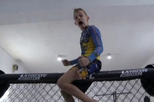 Un luptator mic cu un palmares mare