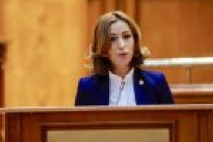 Deputatul PSD de Dolj, Alexandra Presură: Legea privind angajarea tinerilor dezavantajaţi în instituţiile statului va produce efecte de la sfârşitul lunii august