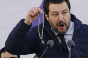 IREAL: Vaticanul se OPUNE obligativităţii CRUCIFIXELOR în spaţiile publice