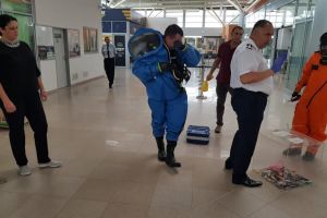 Cinci curse vor decola cu intarziere dupa incidentul de pe Aeroportul Sibiu. Sute de persoane afectate