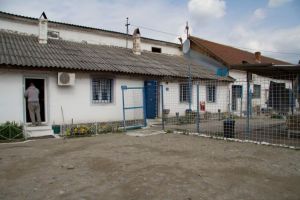 Penitenciarul Târgu-Jiu confirmă că la GAZ s-au depistat recipiente goale de alcool şi celulare! Vinovaţilor li s-au făcut rapoarte de incident şi s-a dispus o anchetă administrativă