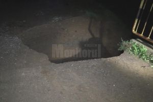 Drumuri inundate şi rupte de o viitură, în zona Voroneţ – Capu Câmpului