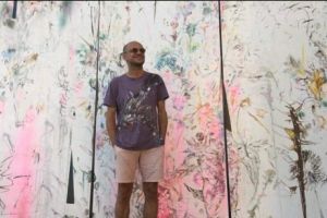 Cristian Sida: ”am pictat cu salivă şi cafea”. Artistul prezintă la Gentioux, Franţa, Tort cu glazură de spini I FOTO