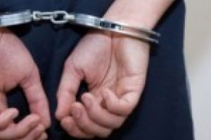 Incarcerat de politisti pentru furt si razbunare pentru ajutorul dat justitiei