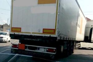 Amenzi de aproape 100.000 de lei pentru soferii de autocamioane care au circulat in locuri interzise