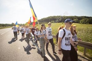 Marşul Centenarului ajunge în satele din judeţul Dâmboviţa