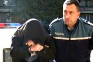 Adolescenţi anchetaţi pentru furt