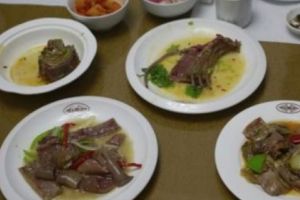 Sfat pentru consumatorii de SUPĂ de CÂINE!  Când trebuie CONSUMATĂ şi de câte ori pe an