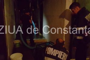 Inundatii in municipiul Constanta. Pompierii chemati pe Aleea Egretei si strada Arcului din Constanta
