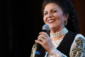 Primele IMAGINI de la nunta fiicei Irinei Loghin. Artista radiază de FERICIRE. Totul a fost ţinut SECRET. 