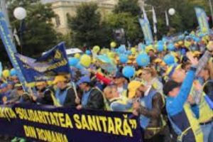 Salariaţii din Sănătate se simt înşelaţi de Guvern, că nu au primit cât li s-a promis. Anumite grupe de personal mediu au SALARII de PATRU MII DE EURO