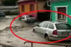 IMAGINI APOCALIPTICE din BRAȘOV. O întreagă localitate a fost ÎNGHIȚITĂ DE APE - VIDEO 
