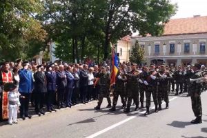 Ziua Imnului Naţional, sărbătorită în Piaţa Centrală din Bistriţa