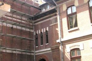 Dumnezeu ne dă bani europeni, dar nu ni-i bagă în traistă